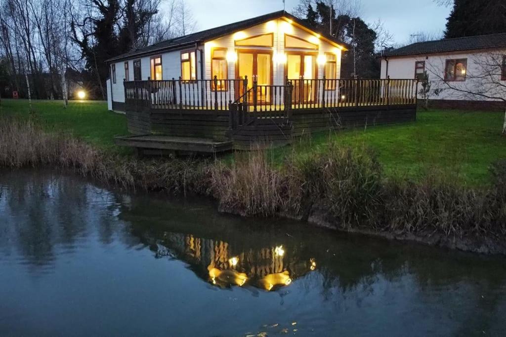Wisbech House | Lakeside View