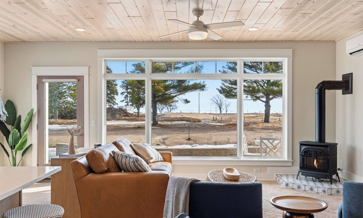 Garrison House | Lakeview 3-Unit Coastal Haven Sleeps 12