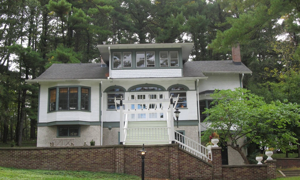 Lake Delton House | Lakeview Historic Home Guest Rave: Delicious Breakfast