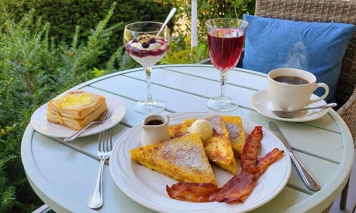 Naples Bed & Breakfast | Lakeview Inn