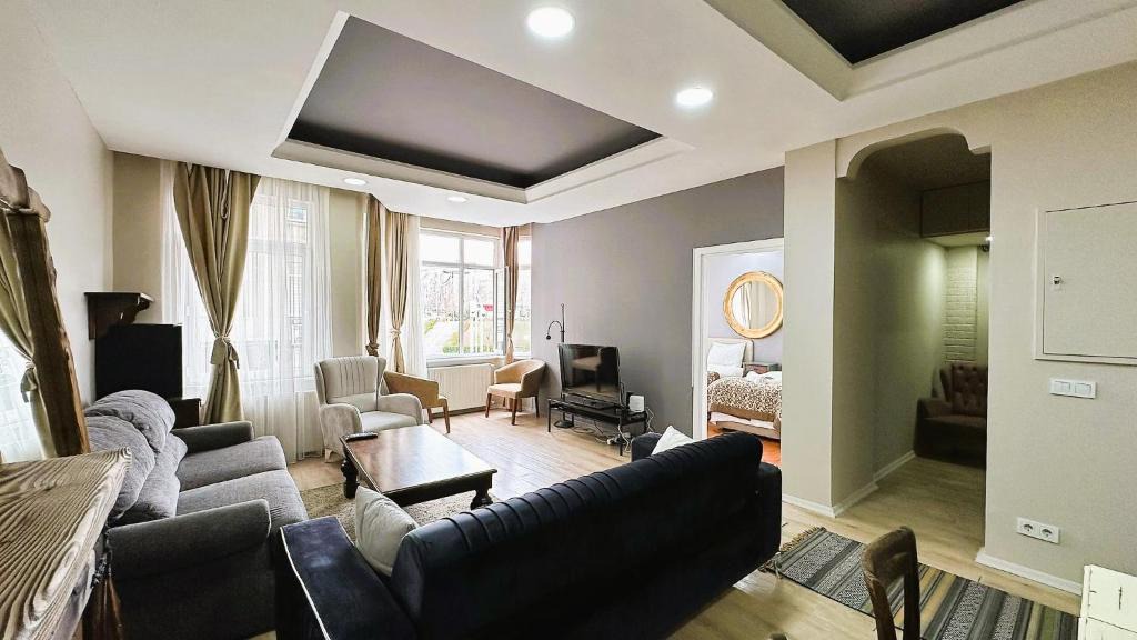 Talimhane Apartment | Lamartin Suite