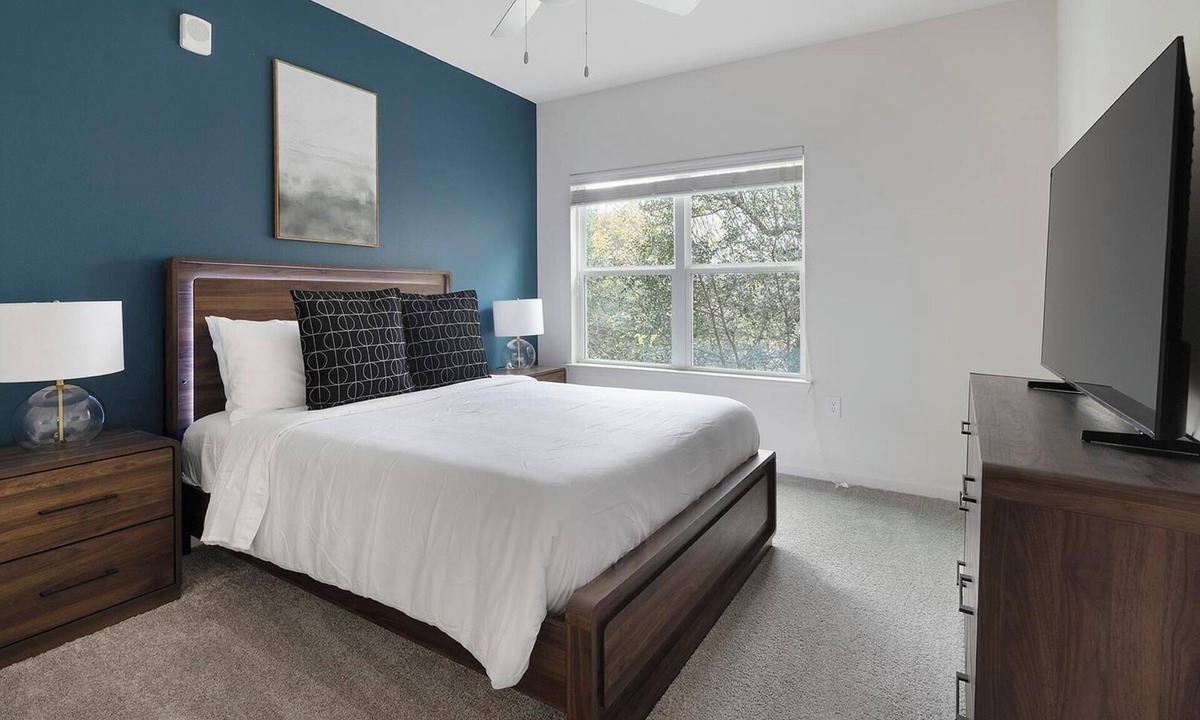 McNeil Apartment | Landing | Amazing 1BD, Clubhouse, Gym