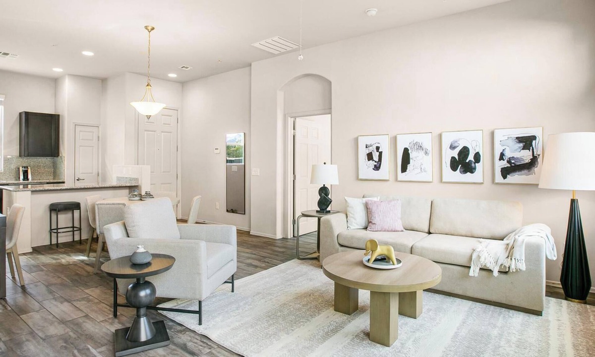 Tarpon Springs Apartment | Landing | Amazing 2BD, Clubhouse