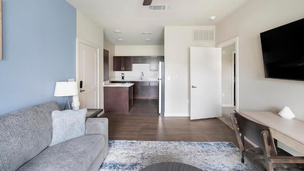 Murfreesboro Apartment | Landing Apartments - The Edge