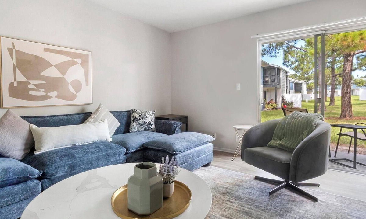 Dunedin Apartment | Landing | Beautiful 1BD, Gym
