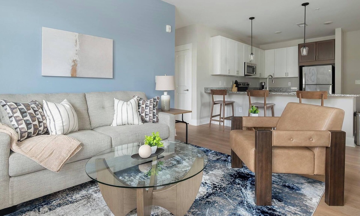 Hickory Apartment | Landing | Beautiful 2BD, Clubhouse, Yoga Studio
