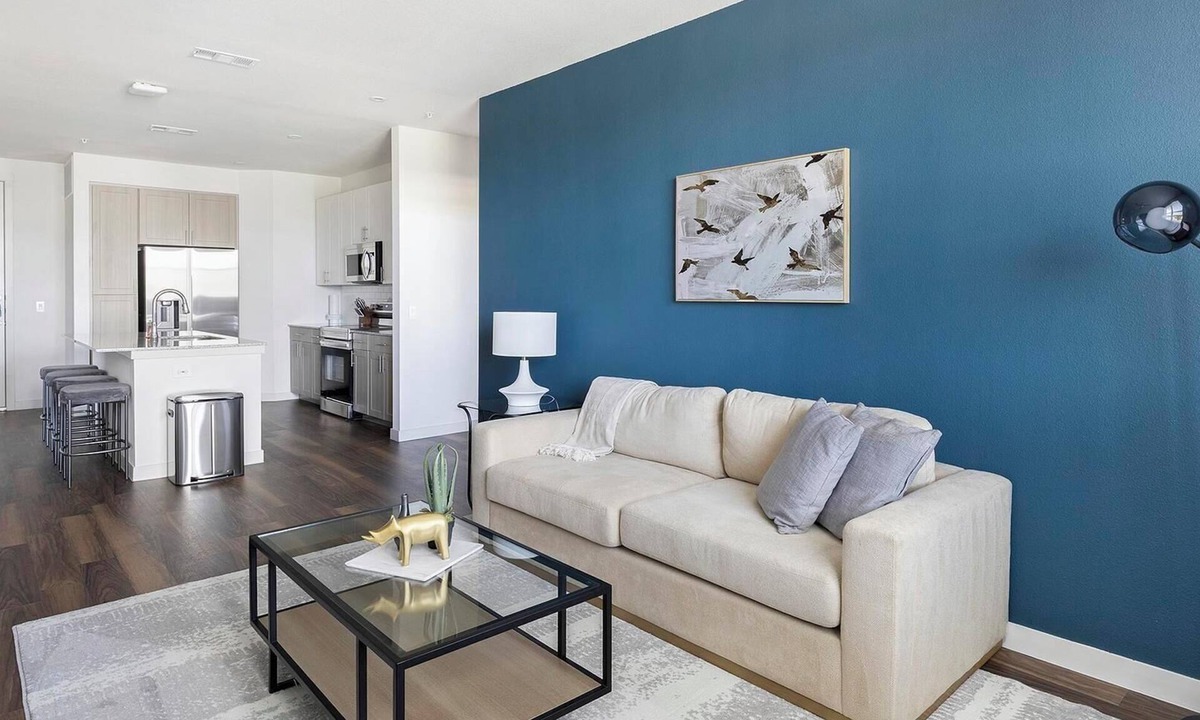 Fate Apartment | Landing | Beautiful 2BD, Clubhouse, Pool