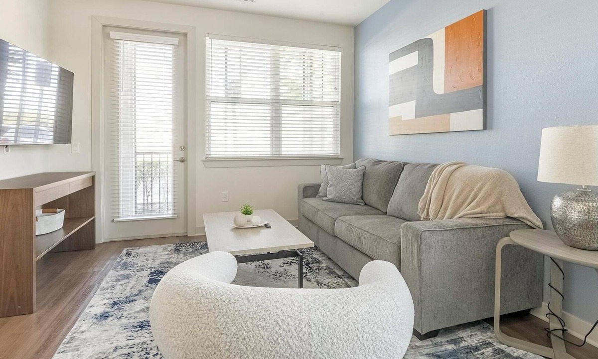 Biggar Apartment | Landing | Beautiful 1BD, Gym, Clubhouse