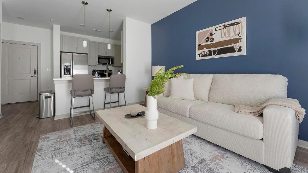 Longs Apartment | Landing Chic 1BD Game Room Gym