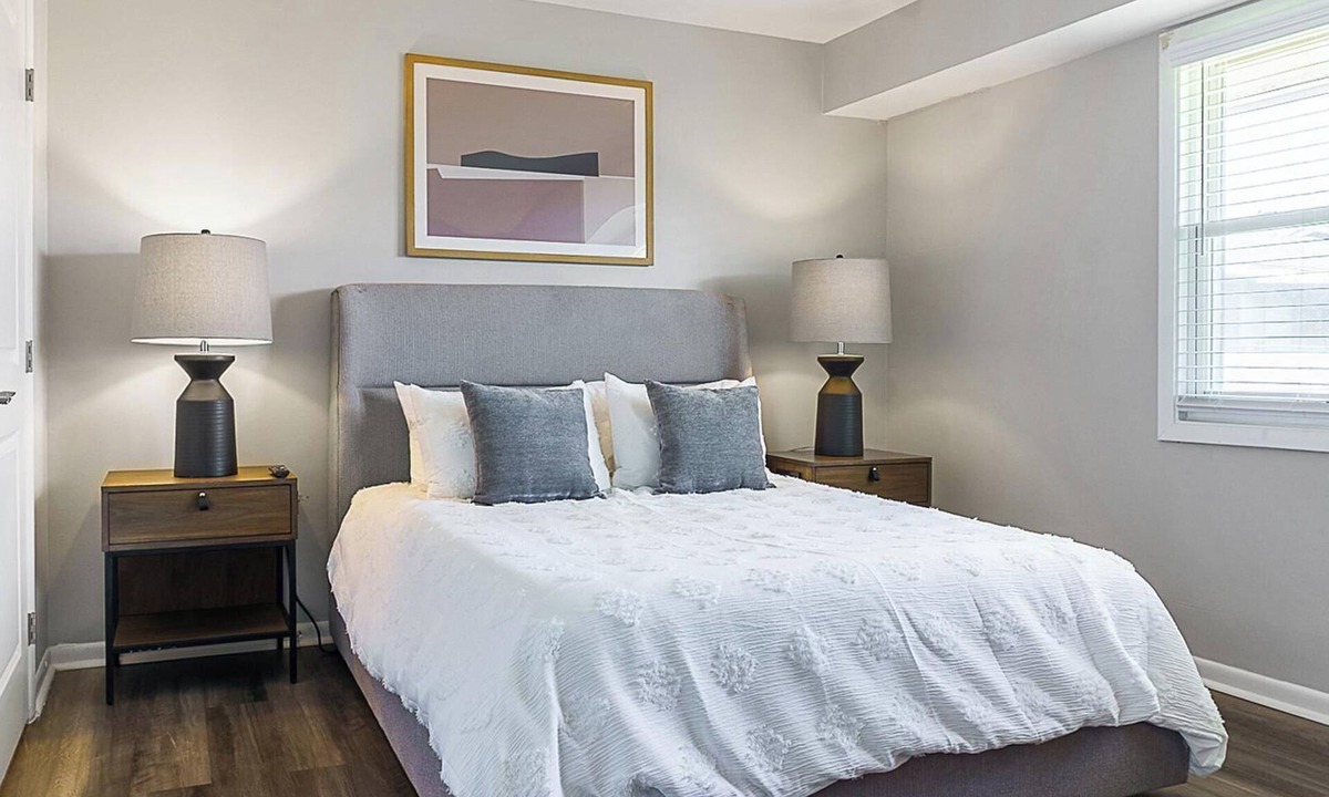 Indianapolis Apartment | Landing | Chic 1BD, Courtyard, Pool