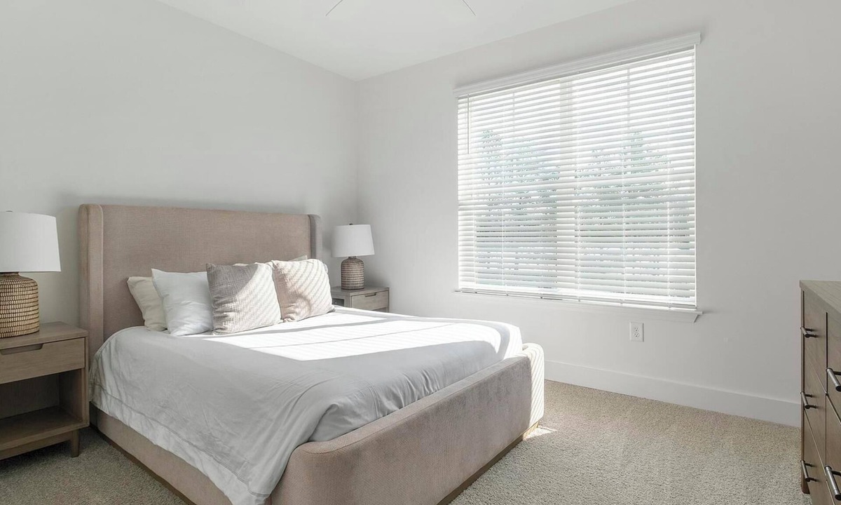 Crestline Heights Apartment | Landing | Chic 1BD, Gym, Clubhouse