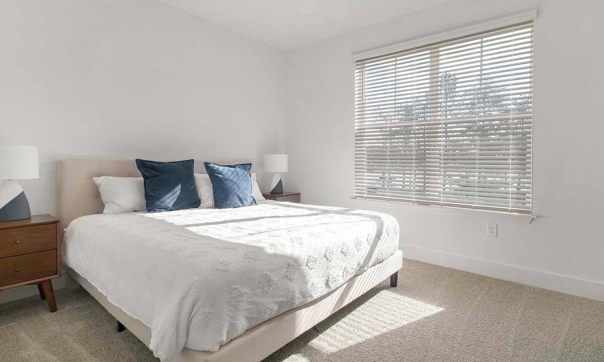 Crestline Heights Apartment | Landing | Chic 1BD, Pool, Clubhouse