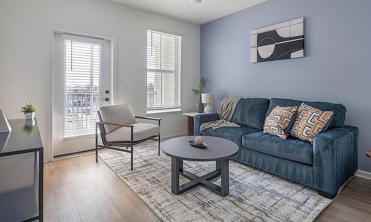 Ono Island Apartment | Landing | Chic 1BD, Yoga Studio, Pool