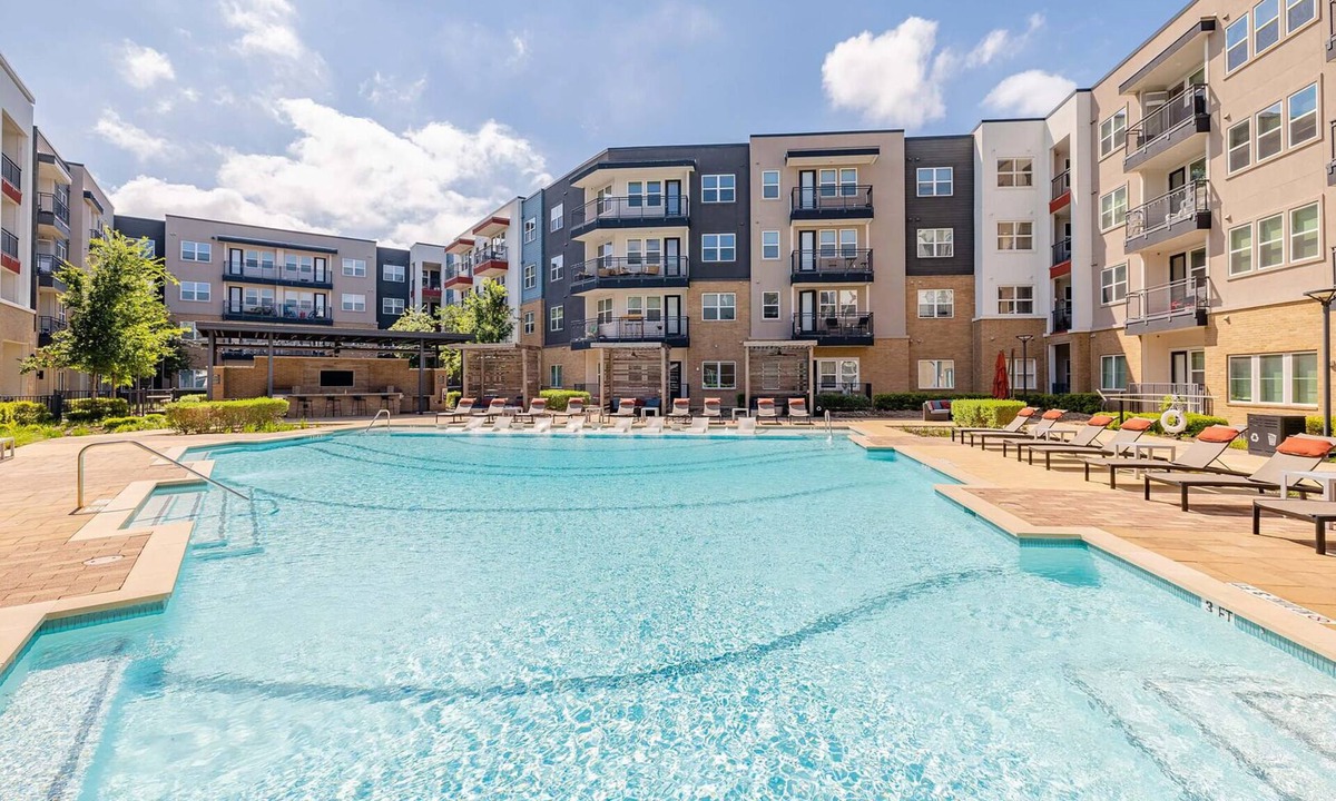 Montopolis Apartment | Landing | Chic 2BD, Courtyard, Pool