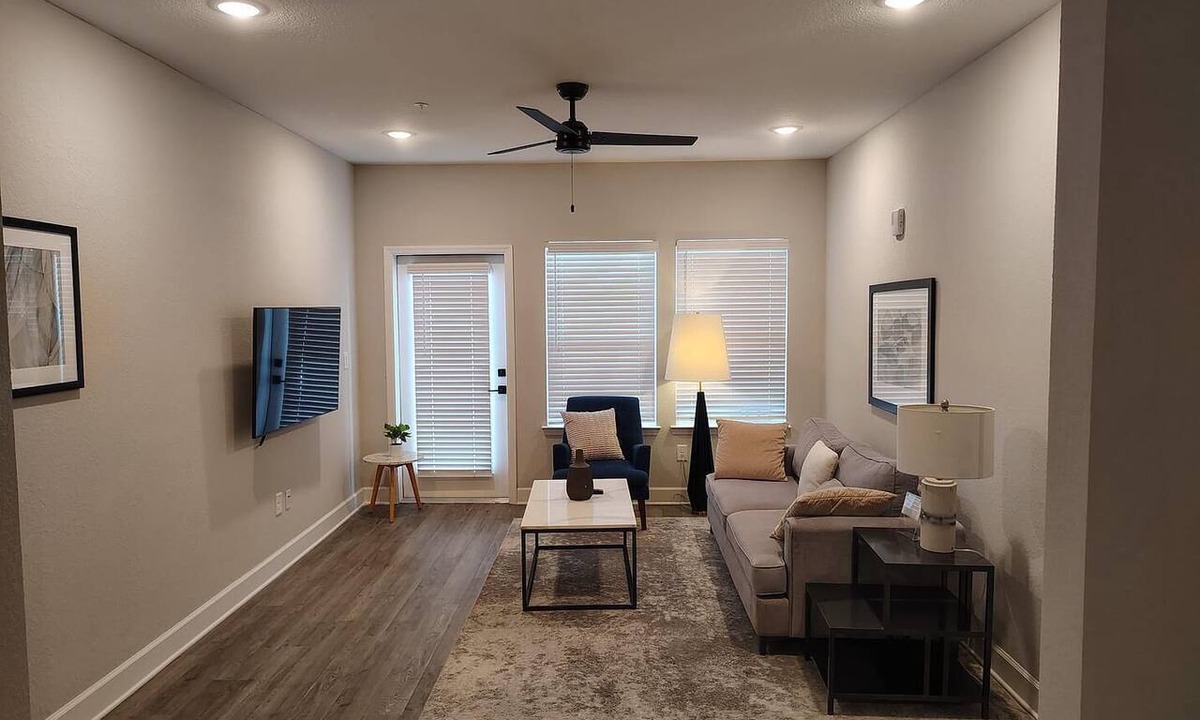 Newberry Apartment | Landing | Chic 2BD, Pool, Gym