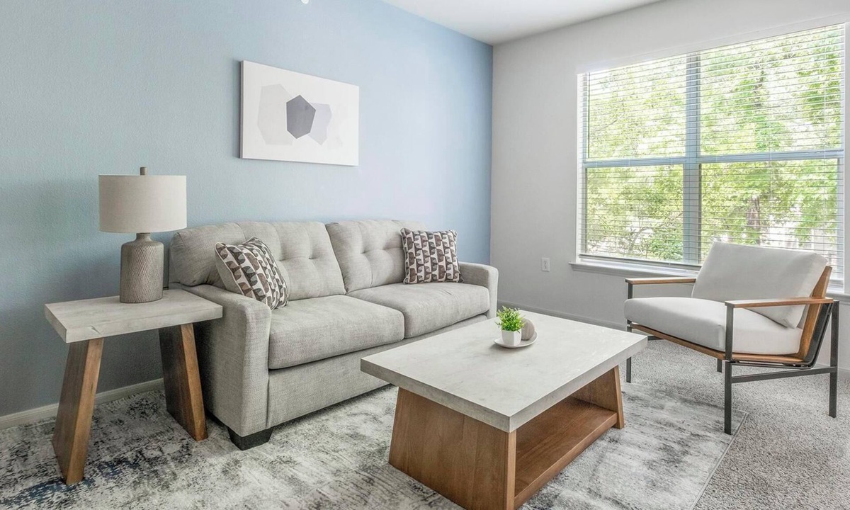Humble Apartment | Landing | Chic 2BD, Pool, Yoga Studio