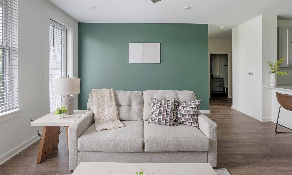 Brentwood Apartment | Landing | Incredible 1BD, Gym, Clubhouse