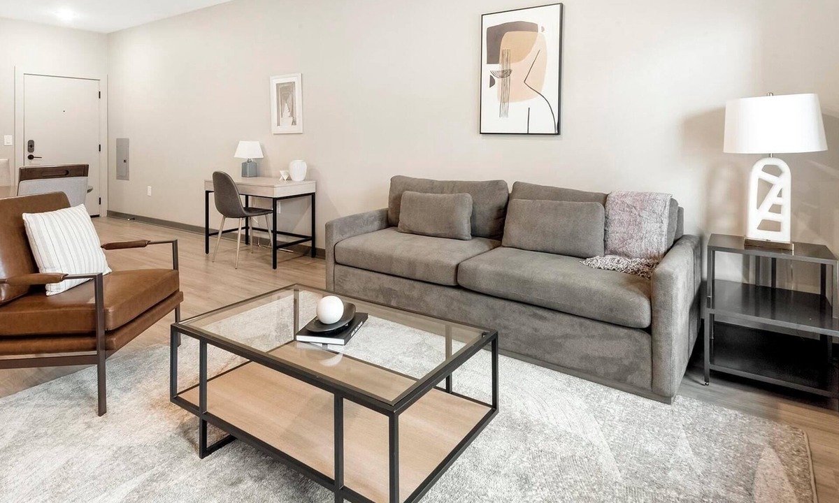Pinch District Apartment | Landing | Incredible 1BD, Gym, Rooftop Lounge