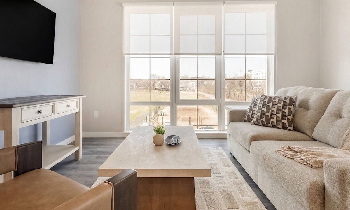 New Haven Apartment | Landing | Incredible 2BD, Pool, Game Room
