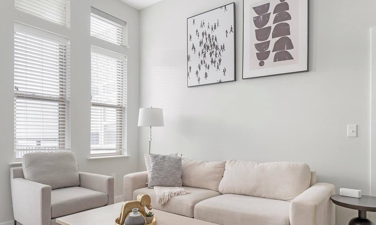 Downtown Apartment | Landing | Incredible 2BD, Gym, Pool