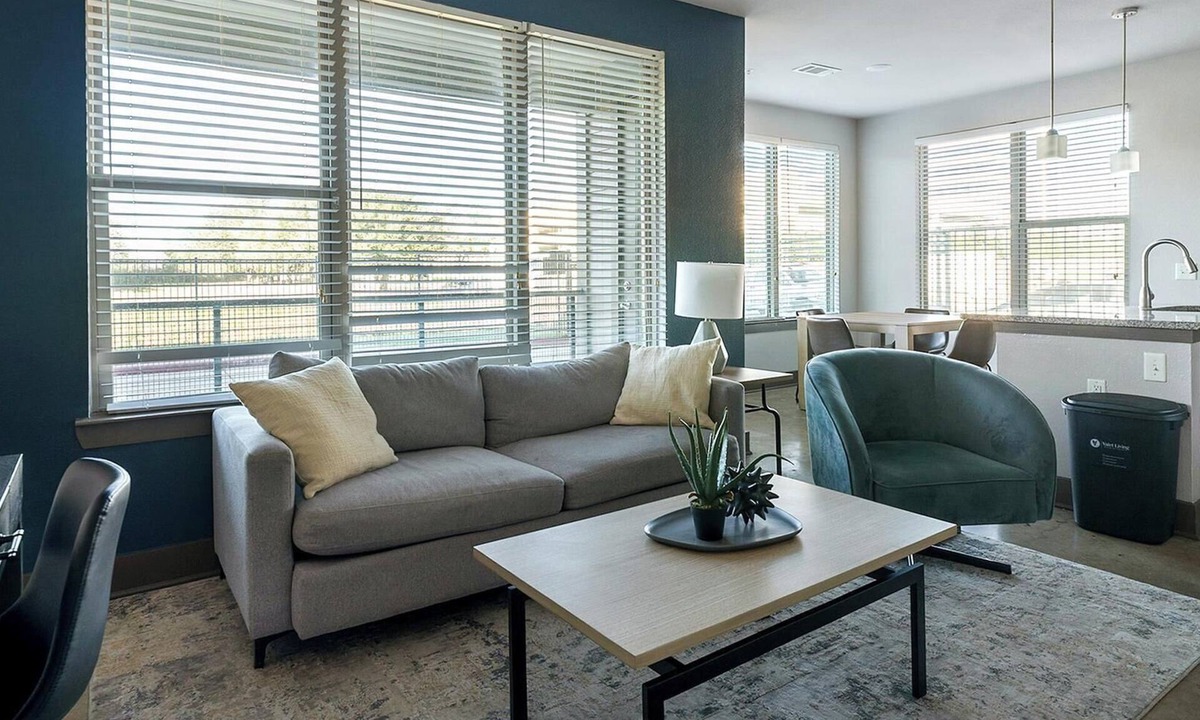 Memorial Apartment | Landing | Incredible 2BD, Gym