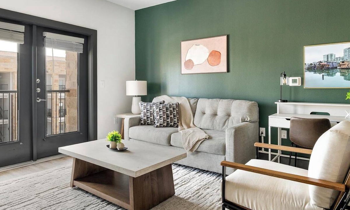 Terrell Apartment | Landing | Incredible 2BD, Gym
