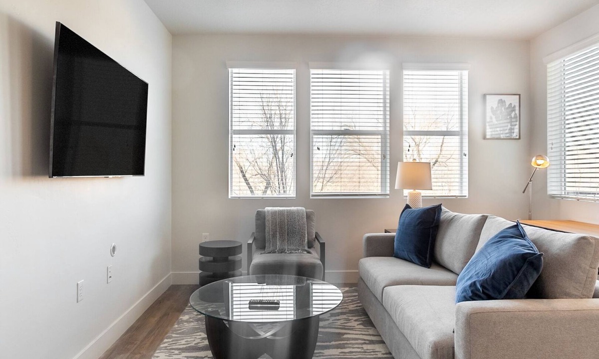 South Salt Lake Apartment | Landing | Incredible Studio, Courtyard, Pool