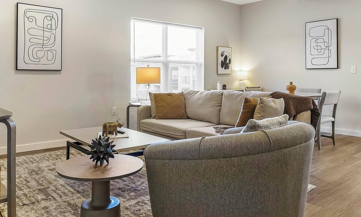 Cartersburg Apartment | Landing | Incredible 2BD, Pool, Clubhouse