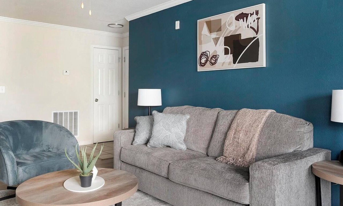 Murfreesboro Apartment | Landing | Incredible 2BD, Courtyard, Gym