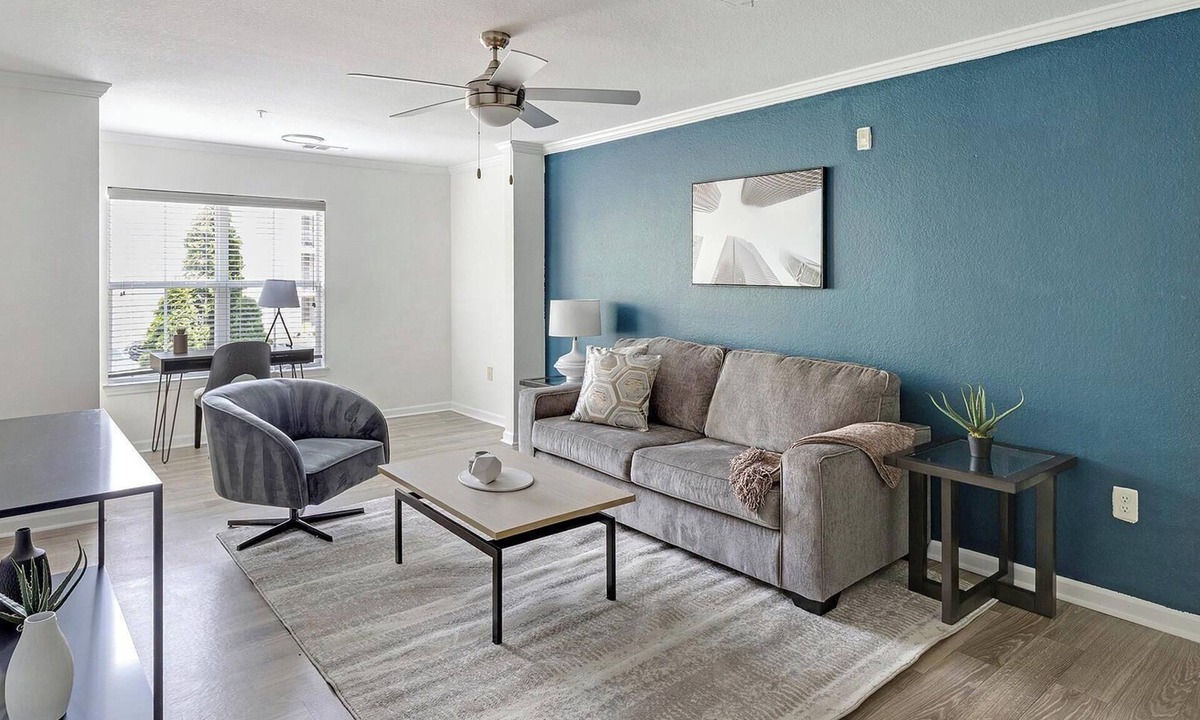 Murfreesboro Apartment | Landing | Incredible 2BD, Clubhouse, Courtyard