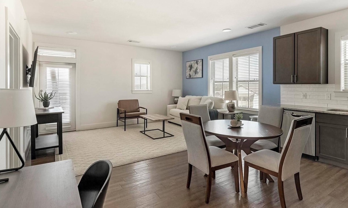 Stone Oak Apartment | Landing | Incredible 2BD, Clubhouse, Pool