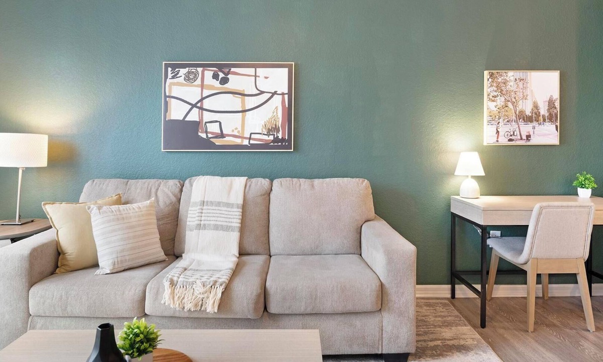 Fairvilla Apartment | Landing | Modern 1BD, Gym, Clubhouse