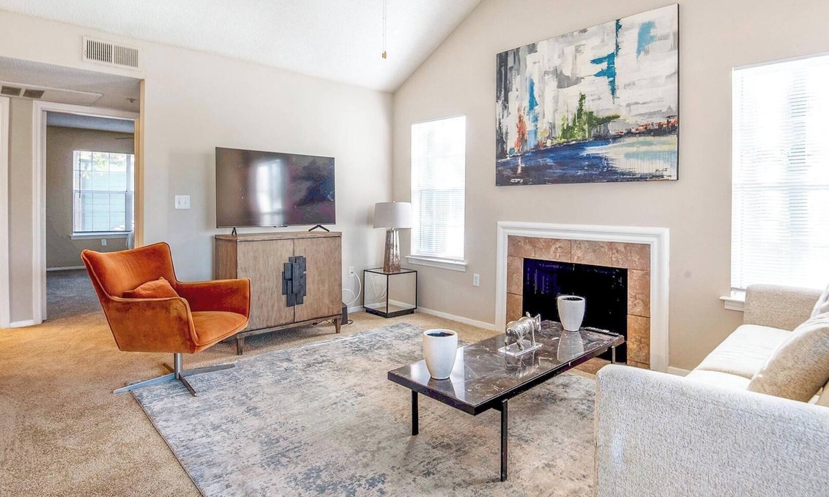 Germantown Apartment | Landing | Modern 1BD, Pool, Gym