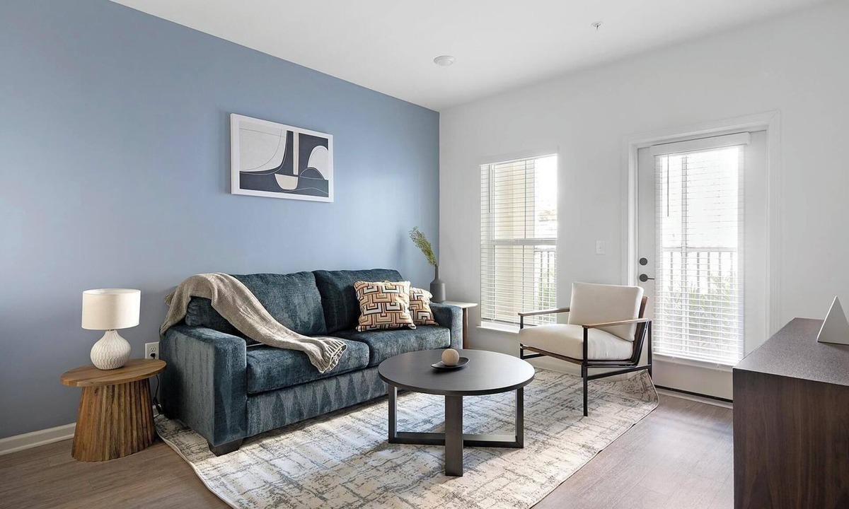 Ono Island Apartment | Landing | Modern 1BD, Yoga Studio, Gym