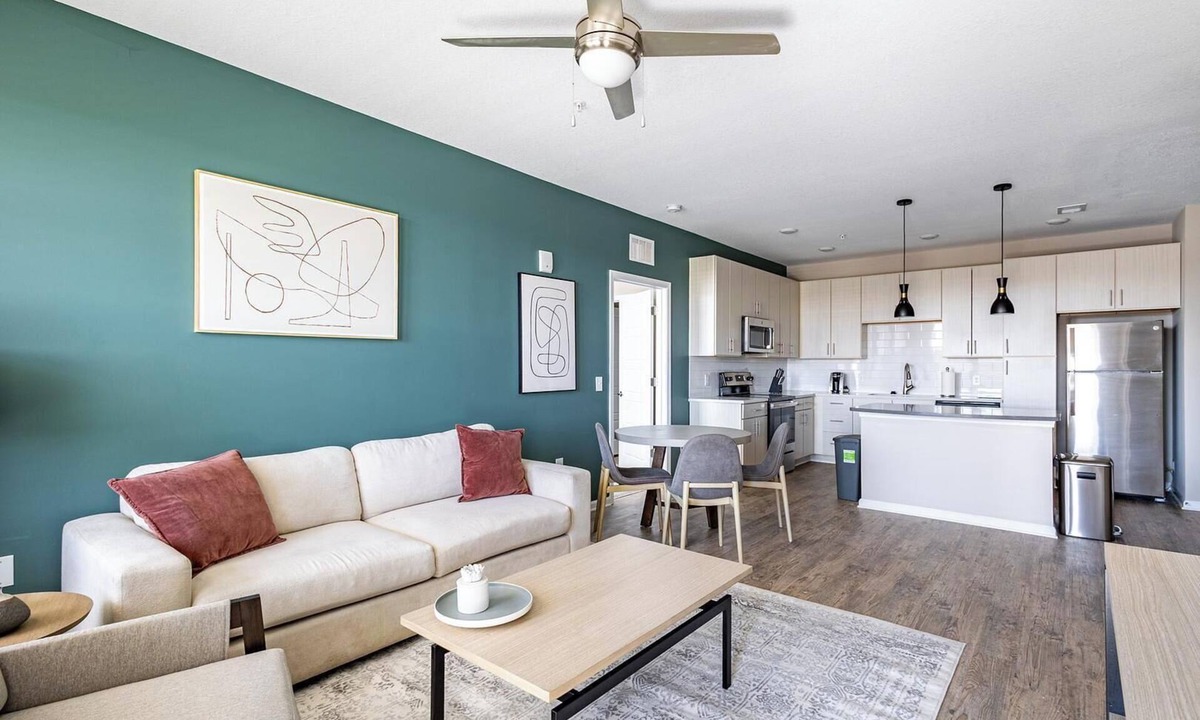 Kenton Apartment | Landing | Modern 2BD, Clubhouse, Pool