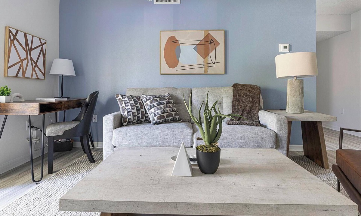 Fruitville Apartment | Landing | Modern 2BD, Gym, Clubhouse