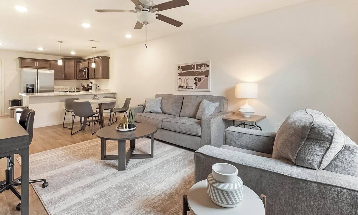 Lyman Apartment | Landing | Modern 2BD, Pool, Clubhouse