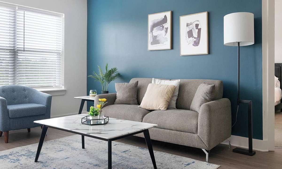 Athens Apartment | Landing | Modern 2BD, Pool, Yoga Studio