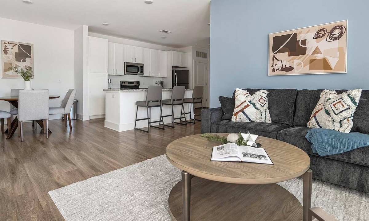 Fort Mill Apartment | Landing | Modern 2BD, Yoga Studio, Pool