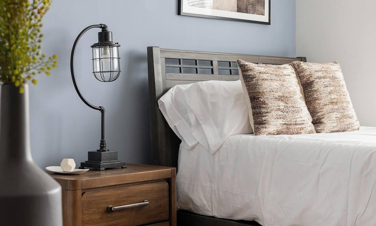 Five Points South Apartment | Landing | Modern Studio, Yoga Studio, Pool