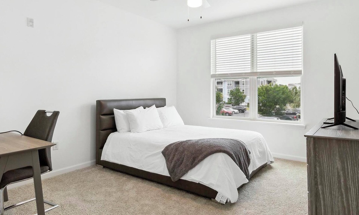 Eden Apartment | Landing | Spectacular 1BD, Pool, Yoga Studio