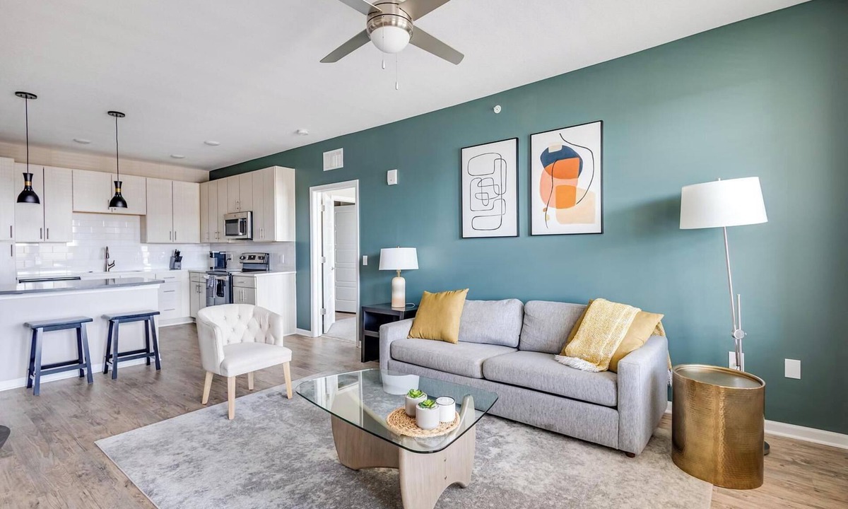 Kenton Apartment | Landing | Spectacular 2BD, Yoga Studio, Pool