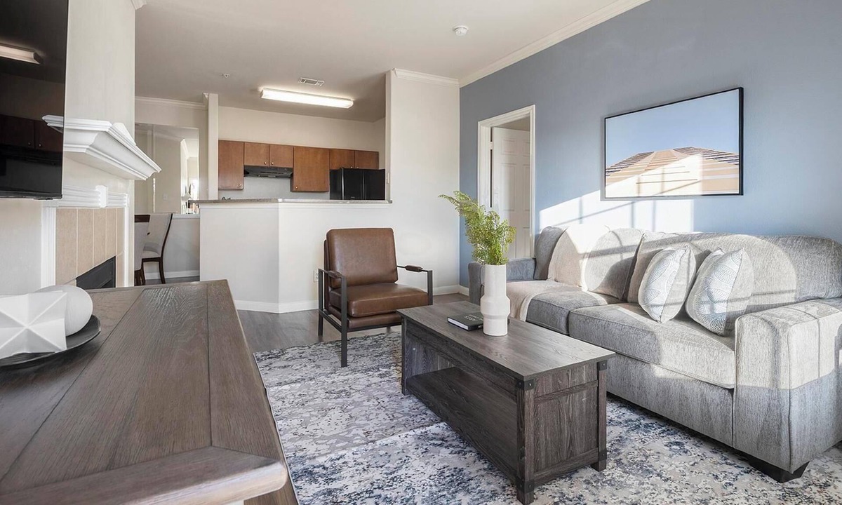 Austin Apartment | Landing | Spectacular 2BD, Courtyard, Clubhouse