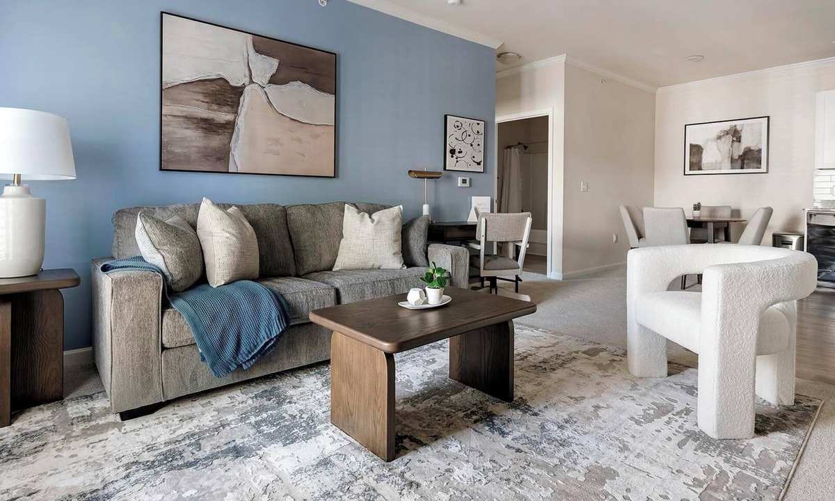 Charlotte Apartment | Landing | Spectacular 2BD, Gym, Clubhouse