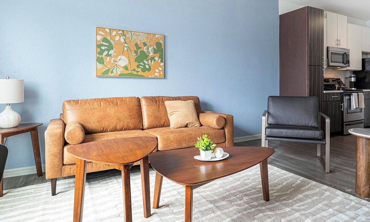 Fairvilla Apartment | Landing | Stunning 1BD, Gym, Clubhouse