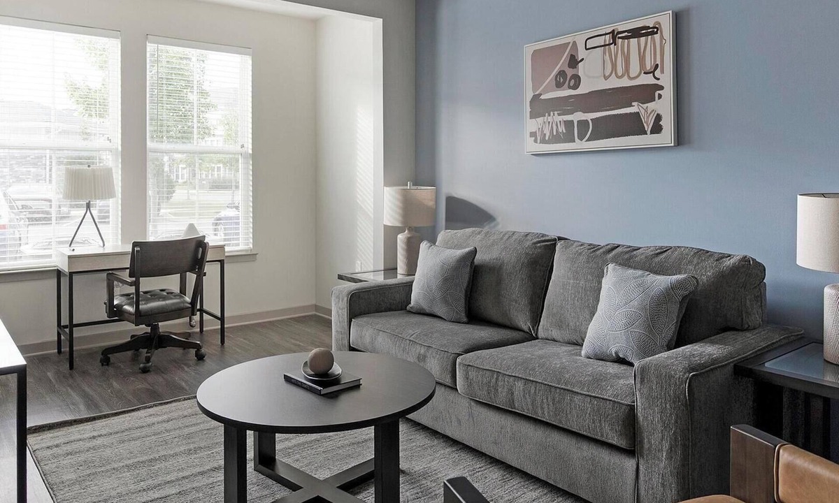 Murfreesboro Apartment | Landing | Stunning 2BD, Clubhouse, Gym