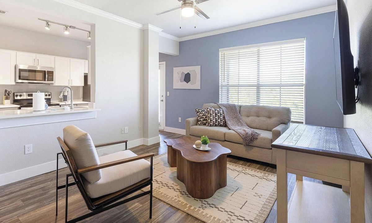 Fort Worth Apartment | Landing | Stunning 2BD in Cityview