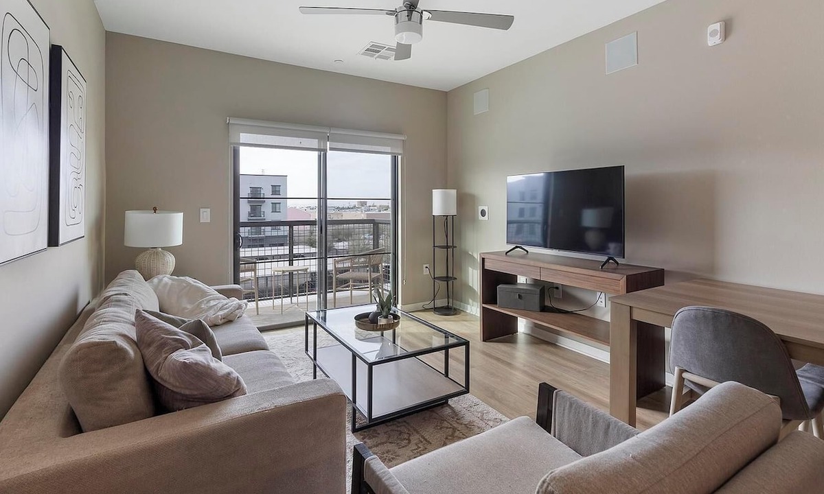 Warehouse District Apartment | Landing | Stunning 2BD, Yoga Studio, Clubhouse