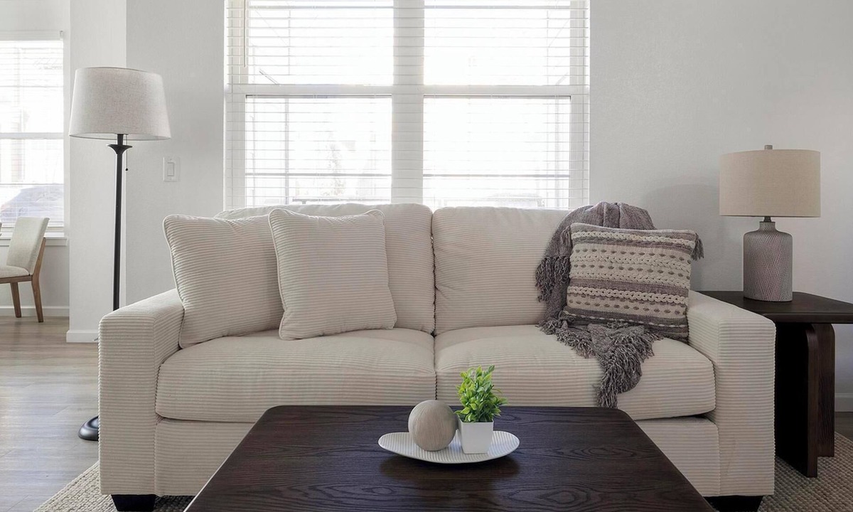 Northeast Park Hill Apartment | Landing | Stylish 2BD, Pool, Clubhouse