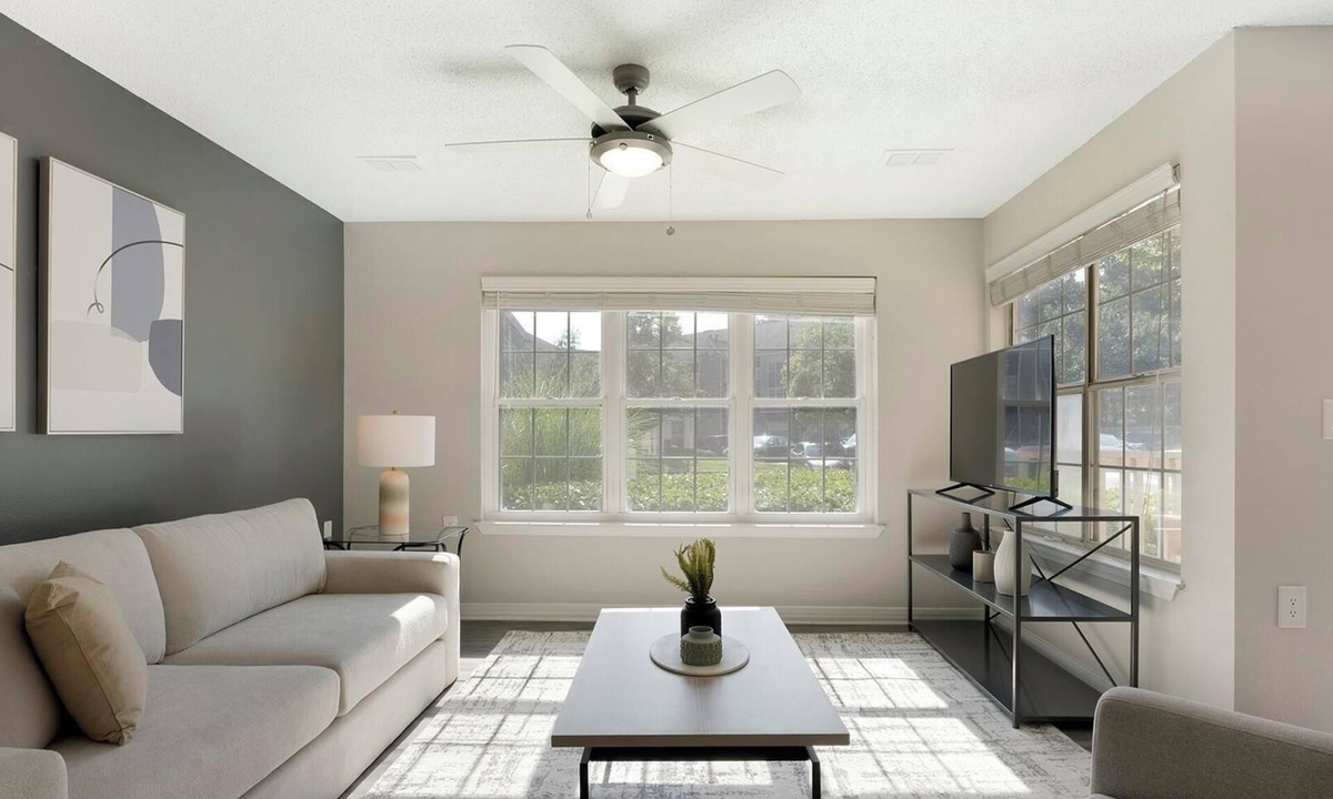 Southwest Raleigh Apartment | Landing | Stylish Studio in Caraleigh